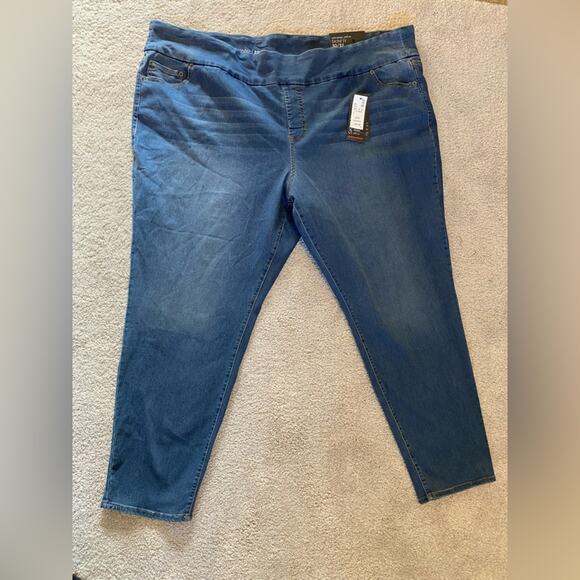 Avenue Jeans Womens Size 30 NEW Stretchy Skinny Straight Pull On Casual Denim - Picture 6 of 8